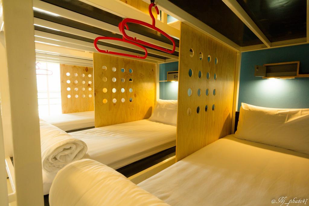 Oyes Hostel Krabi Bagian luar foto